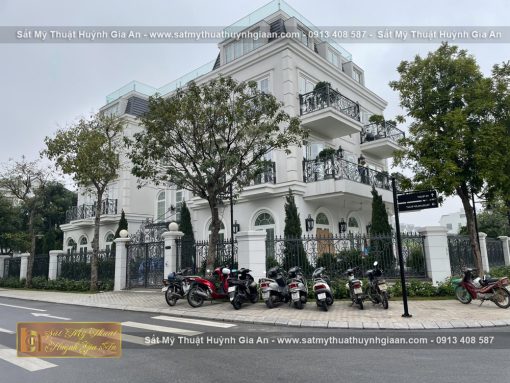 sat my thuat dep cho biet thu Ha Noi 16 Công trình sắt mỹ thuật Biệt thự Vinhome the Harmony Long Biên, Hà Nội