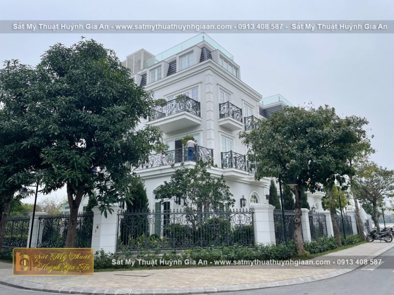 sat my thuat dep cho biet thu Ha Noi 4 Công trình sắt mỹ thuật Biệt thự Vinhome the Harmony Long Biên, Hà Nội